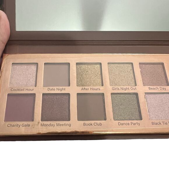 MALLY BEAUTY Best Dressed Lids Neutrals & Bolds 14 Matte & Shimmer Eyeshadows - Picture 7 of 9